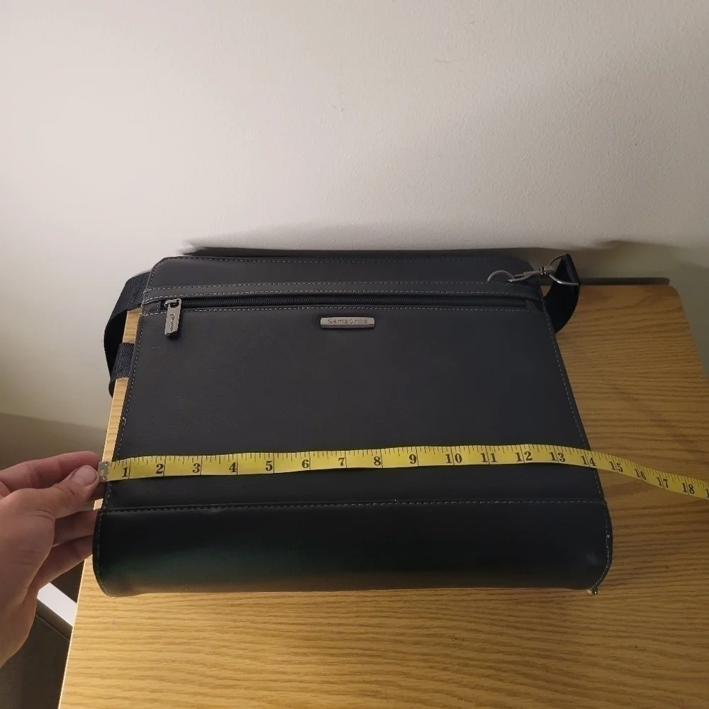 𝅺samsonite School/Business Handbag Organizer - Excellent Condition